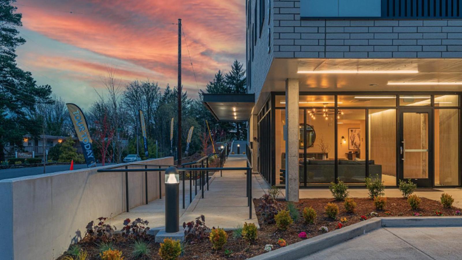 Landing At Marquam Heights - 2 Bedrooms In Southwest Apartment *